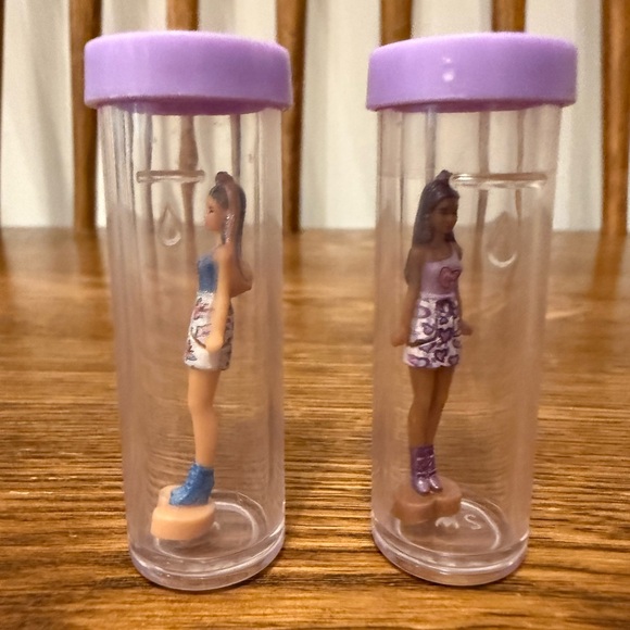 Barbie Mini Set of 2 - Picture 1 of 3